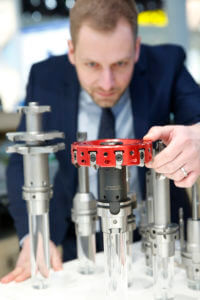 Mapal, Aalen, (Hall 14, stand D 31) shows custom tools for machining stator housings for electric motors and parts from the automotive industry.