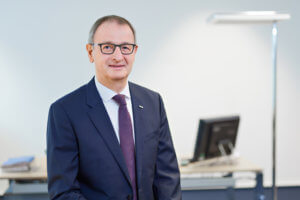 VDW Verein Deutscher Werkzeugmaschinenfabriken e.V., Frankfurt/Main, 11.und 12. April 2018 © Uwe Nölke, look@team-uwe-noelke.de, +49 6173 321413, alle Rechte vorbehalten. Die Verwendung dieses Bildes ist für redaktionelle Berichterstattung honorarfrei. Veröffentlichung nur mit Quellenangabe: Bild: Uwe Nölke / team-uwe-noelke.de