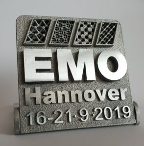 Am 15. Januar 2019 beginnt die EMO Hannover World Tour. Start ist in Vietnam. Die nächsten Stationen sind Malaysia, Indonesien und Thailand. Es folgen 35 weitere Veranstaltungen in 30 Ländern bis in den Juni hinein. Vertreter des EMO-Veranstalters VDW (Verein Deutscher Werkzeugmaschinenfabriken) und seines Kooperationspartners Deutsche Messe AG präsentieren die EMO Hannover und ihre Besonderheiten vor Journalisten aller Mediengattungen.