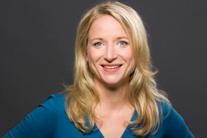 Positionen in einem Standpunktpapier auf Verbandsebene zusammenführen und konsolidiert an die Politik herantreten: Um von einer zukünftigen Regulierung nicht überrascht zu werden, empfiehlt Kluckert, sich frühzeitig einzubringen und Gehör zu verschaffen.