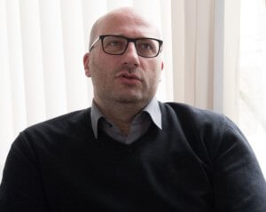 Athanasios Karafillidis, LaFT: „Gefragt war ein bezahlbares, tragbares und leicht anlegbares Unterstützungssystem, das mit möglichst wenig Technik auskommt.“ Die Bandbreite der Exoskelette reicht von Sprunggelenksorthesen bis hin zum Muskelhandschuhen.