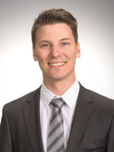 „Das zeitnahe Einspielen angebotener Updates und Sicherheitspatches verringert das Risiko von Cyberangriffen ganz erheblich“, sagt Philipp Echteler von Balluff. Foto: Balluff