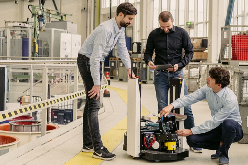 Gestalt Robotics was founded in 2016 by a rocket engineer, a robot expert and a vision expert. from left to right: Dr. Eugen Funk, Thomas Staufenbiel, Dr. Jens Lambrecht.