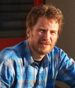 Heinz-Uwe Gernhard, IT Security and Application (C/TED1) bei der Robert Bosch GmbH: „In der heutigen vernetzten Welt ist keiner mehr vor einer Cyberattacke sicher. Hier muss ein Sinneswandel stattfinden.“ Foto: Bosch