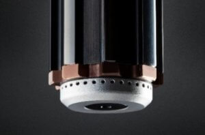 Detailed view of the 3D-printed coolant attachment. This ensures flow-optimised supply to the cutting edge. Photo: Horn/Sauermann