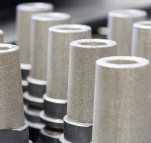 Durch den Einsatz additiver Verfahren hat Mapal die Temperaturbeständigkeit und Geometrie des Hydrodehnspannfutters deutlich optimiert. Foto: Mapal