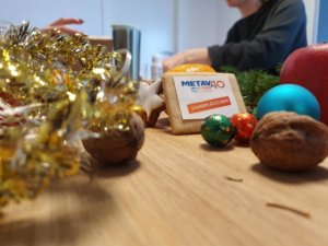 Immer im Zentrum: das am häufigsten fotografierte Gebäckstück der METAV-Geschichte - das METAV-Standplätzchen! (Foto: Dr. Stefan Schwaneck)