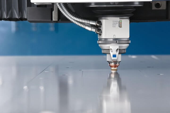 One exemple of sheet metal processing: Nitrogen cutting at record speed with a solid-state laser: The sheet throughput for medium to thick sheets is increased by up to 100 per cent. At the same time, the gas consumption goes down – by as much as 70 per cent with Highspeed Eco. Source: Trumpf Group