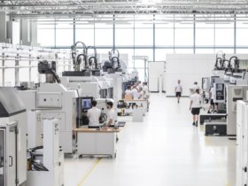 Production at Haas Schleifmaschinen. Photo: Haas Schleifmaschinen GmbH