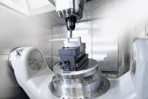 Das Spannsystem bietet hohe Flexibilität auf der Maschine und gewährleistet gute Zugänglichkeit. ©Schunk GmbH