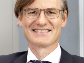 Prof. Joachim Metternich, director of the Institute for Production Management, Technology and Machine Tools (PTW) at TU Darmstadt