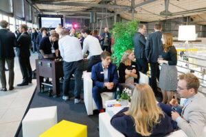 EMO Hannover 2019 - Weltleitmesse der Metallbearbeitung.EMO Networking Night, Galerie in Halle 9, Dienstag 17.09.